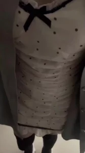楼下邻居老婆约我去她家偷情在她家主卧猛插她骚逼